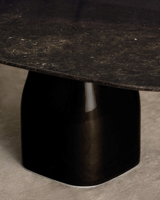 Стол Minotti Saki