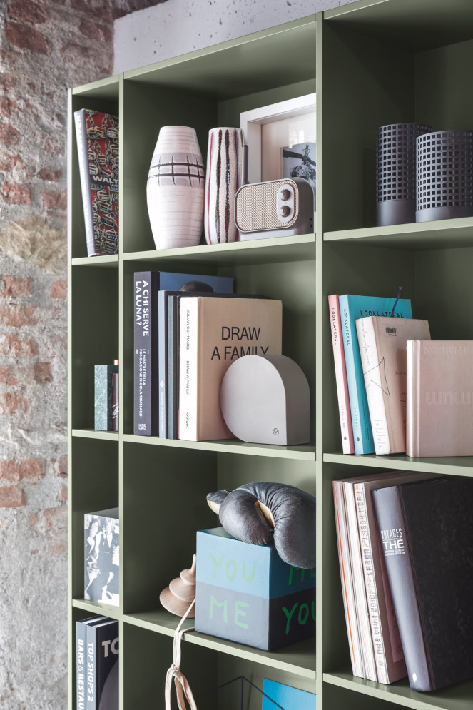 Книжный шкаф Novamobili Wall 12