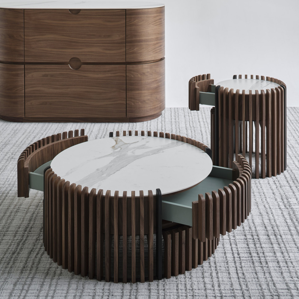 Журнальный столик Mod Interiors Tishina by Сергей Трегубов диаметр 80 см, высота 35 см, шпон ореха, керамика - материал