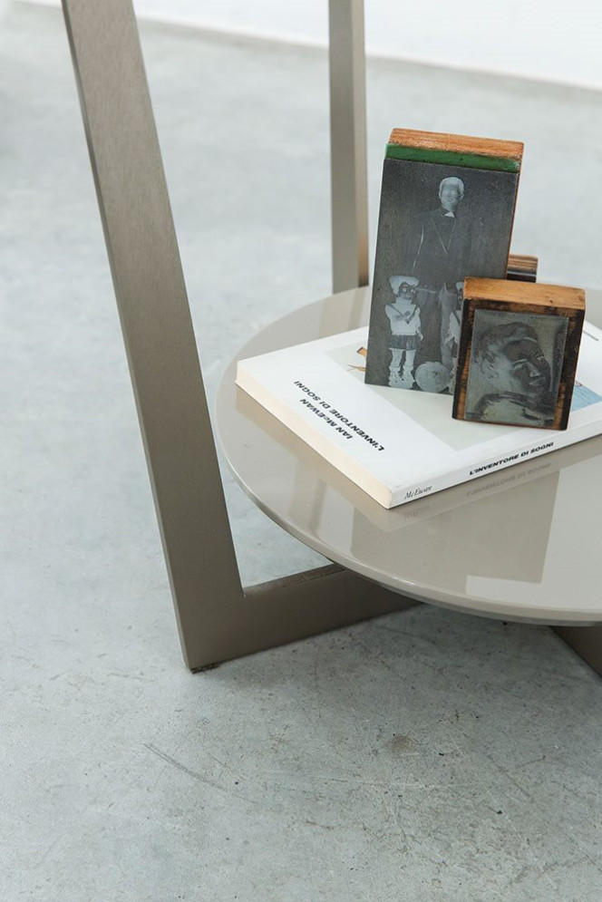 Кофейный столик Alberta Frisco