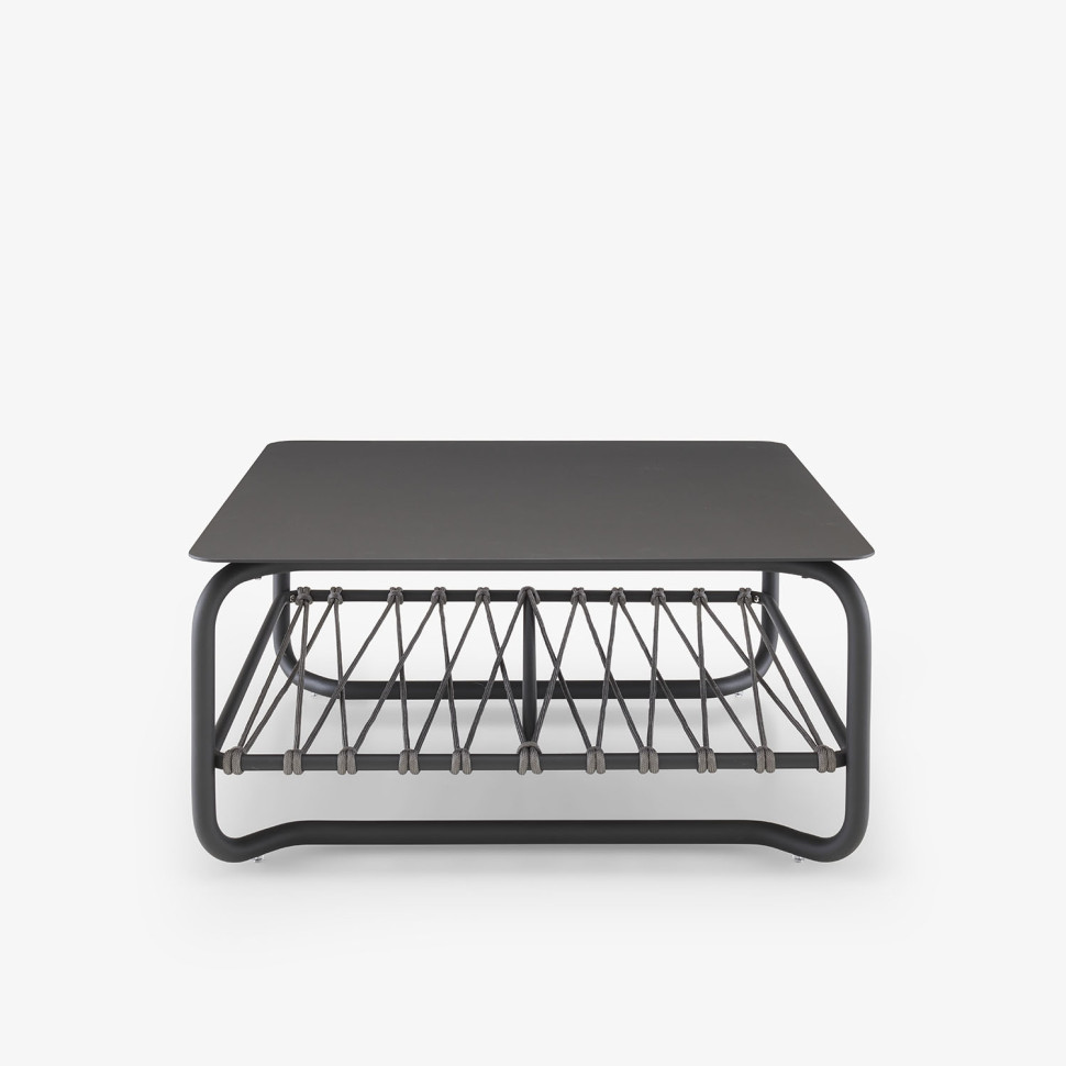 Журнальный стол Ligne Roset Valmer