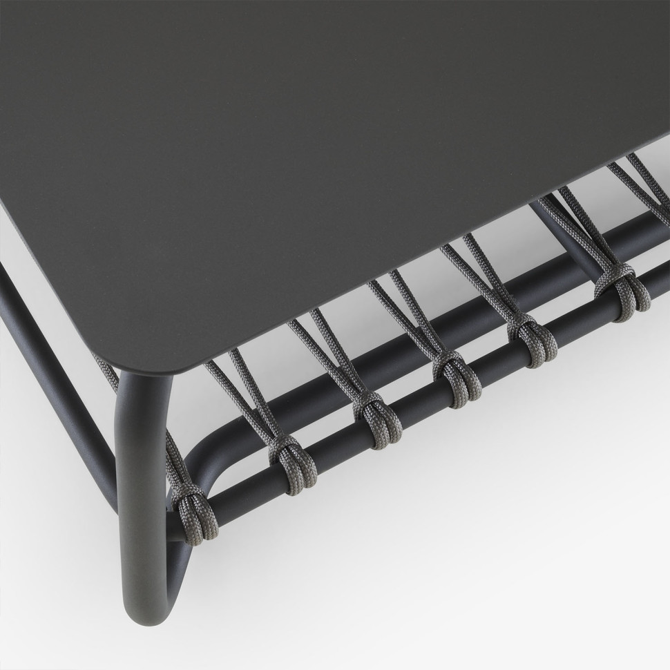 Журнальный стол Ligne Roset Valmer