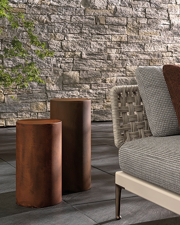 Журнальный стол Minotti Pilotis Outdoor - материал