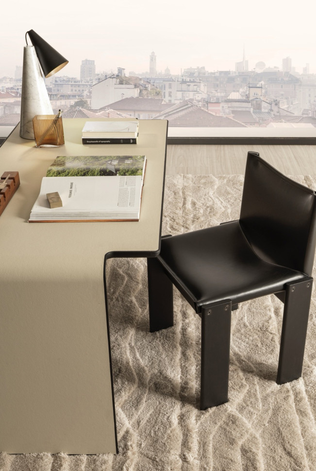 Письменный стол Molteni Aria - материал